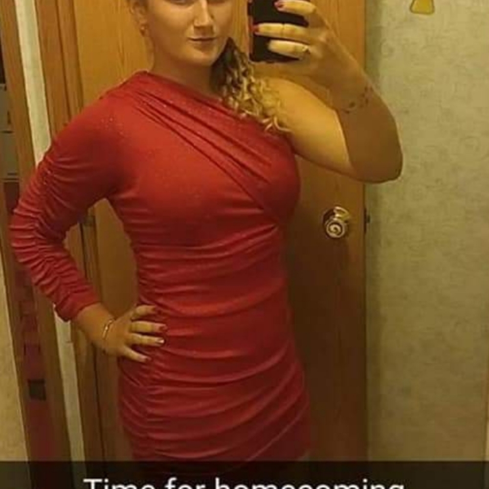 Single sleeve dress